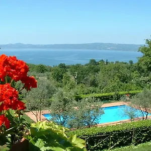 villa-la-riserva-montebello.hotels-perugia.com/