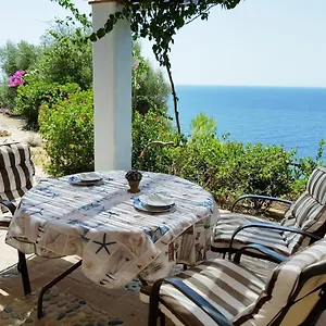 https://villa-sara-torre-delle-stelle.in-sardinia.net